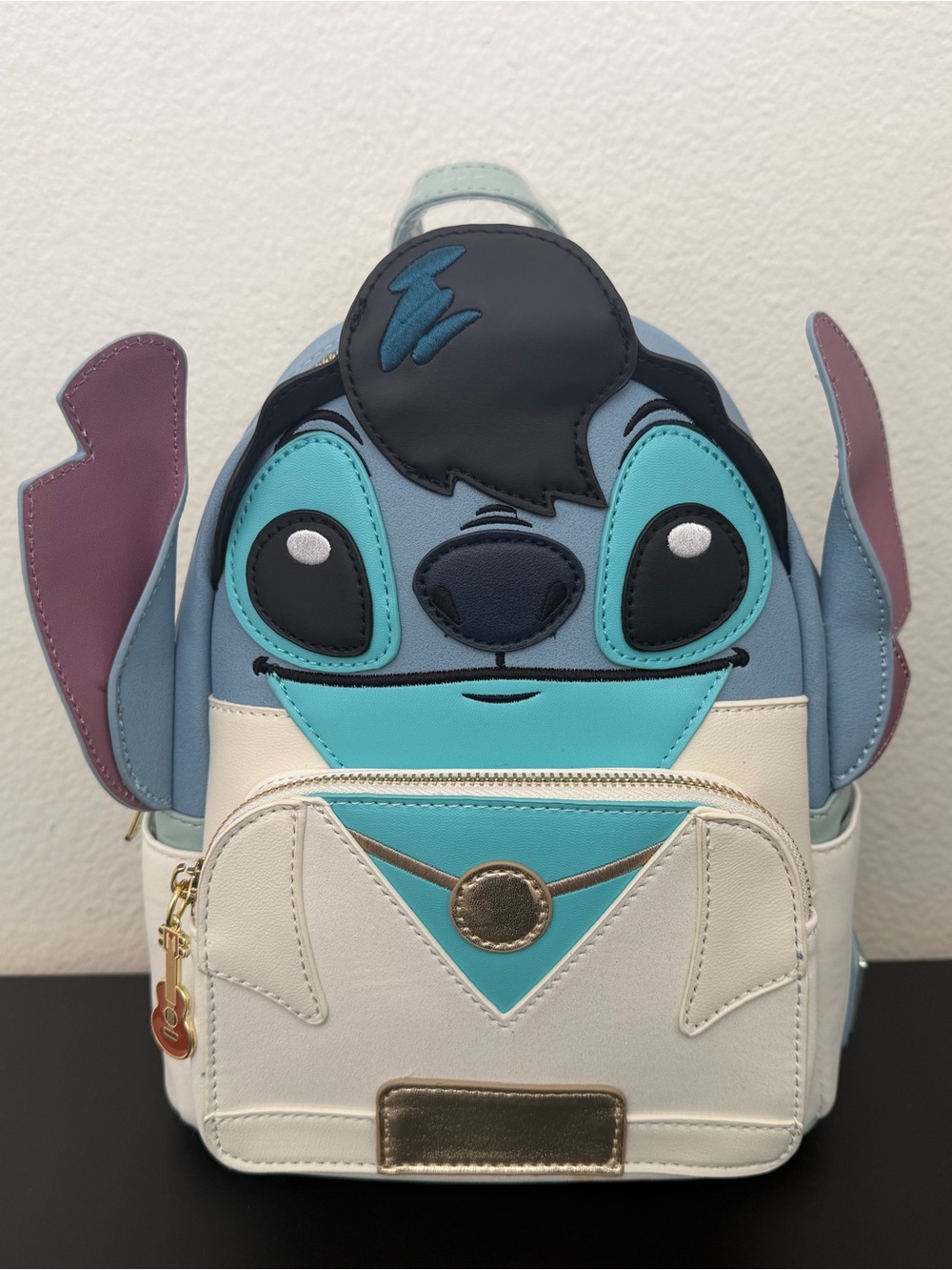 Loungefly x Disney Lilo & Stitch Blue Carácter Mini Backpack